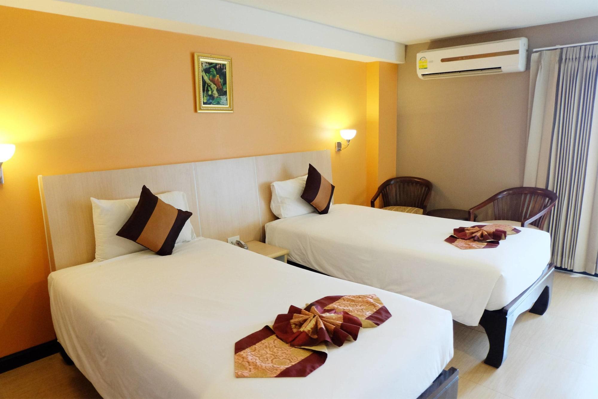 Grand Hill Resort And Spa Nakhon Sawan Esterno foto