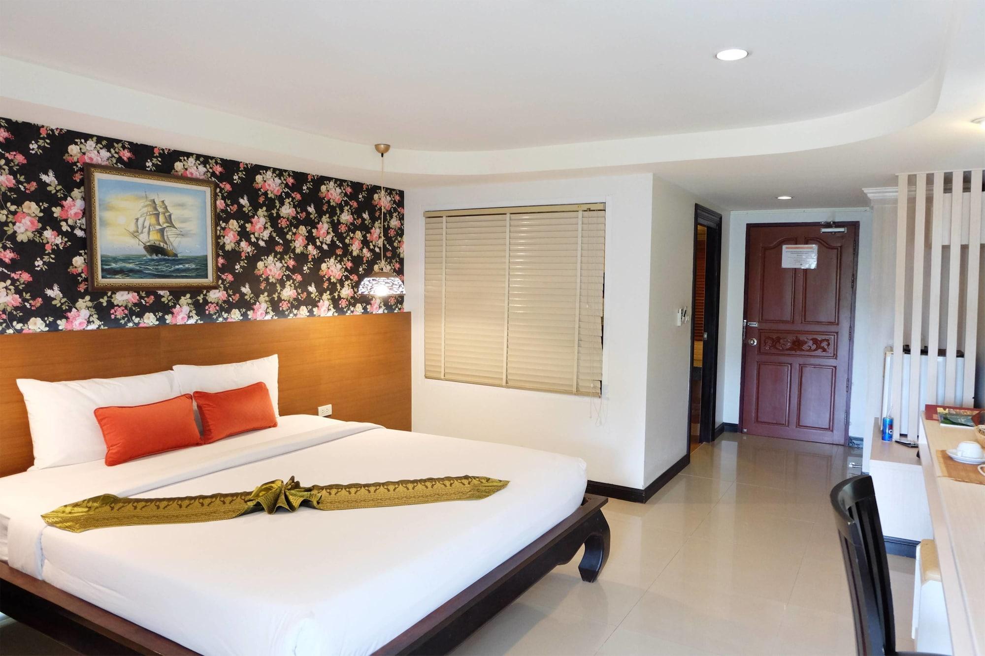 Grand Hill Resort And Spa Nakhon Sawan Esterno foto